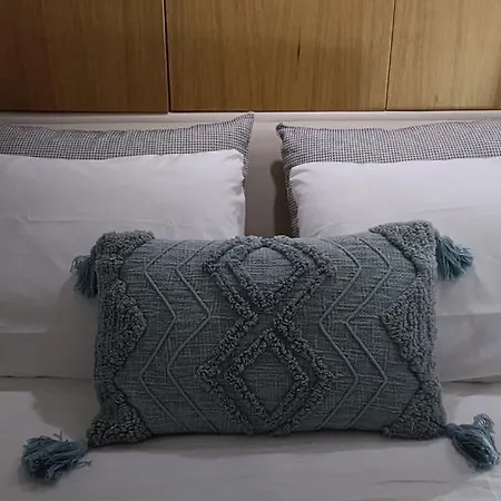 Sunset River Tekne *