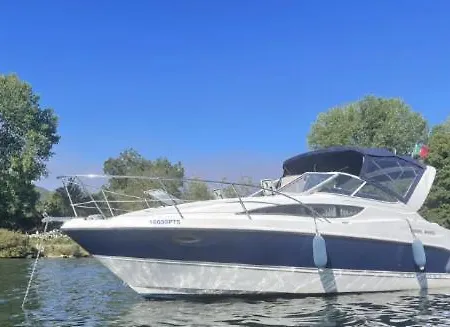 Sunset River Tekne *