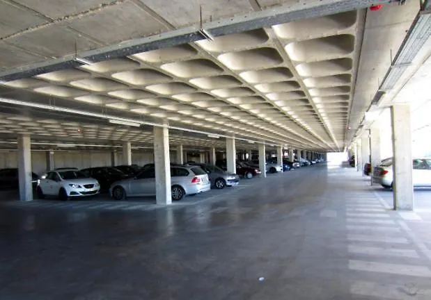 Sunset River 船屋 *