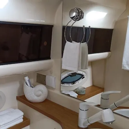 Sunset River * פיגואיירה דה פוז