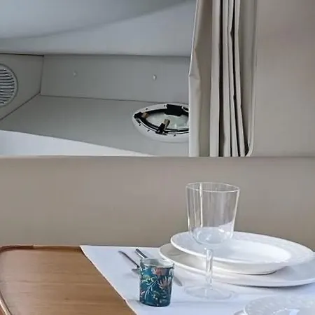 Hotel en barco Sunset River *