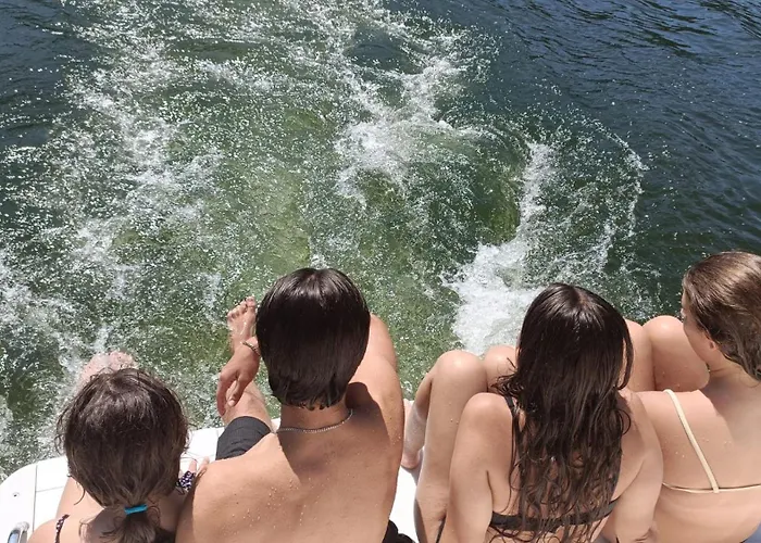 Sunset River بوتيل